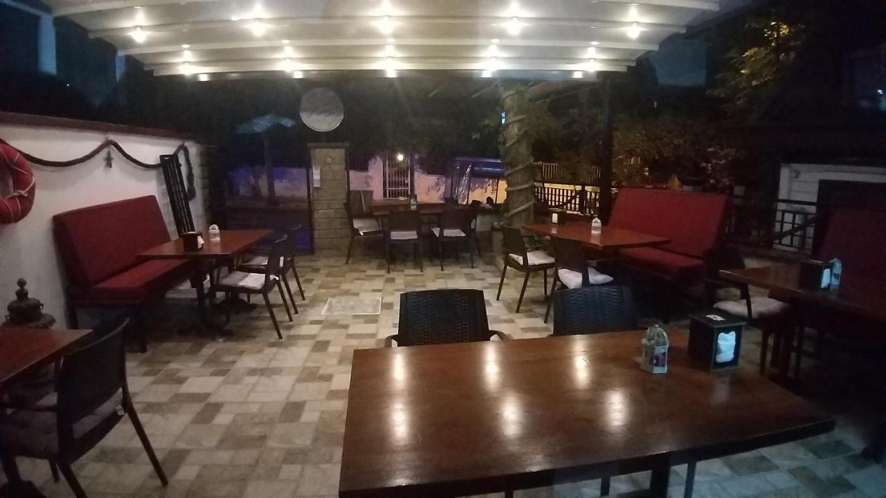 Goerkemli Hotel Istanboel Buitenkant foto